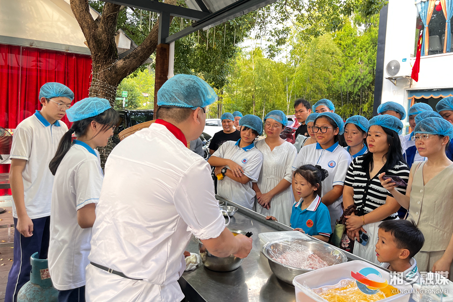 东皋学校：学做非遗美食 品味非遗魅力