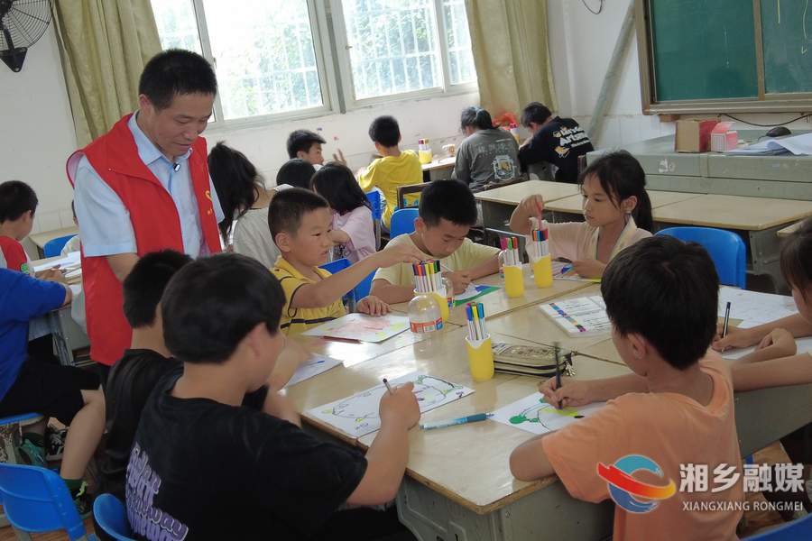 【我爱湘乡我的家】市文化馆：公益艺术课程点亮童心